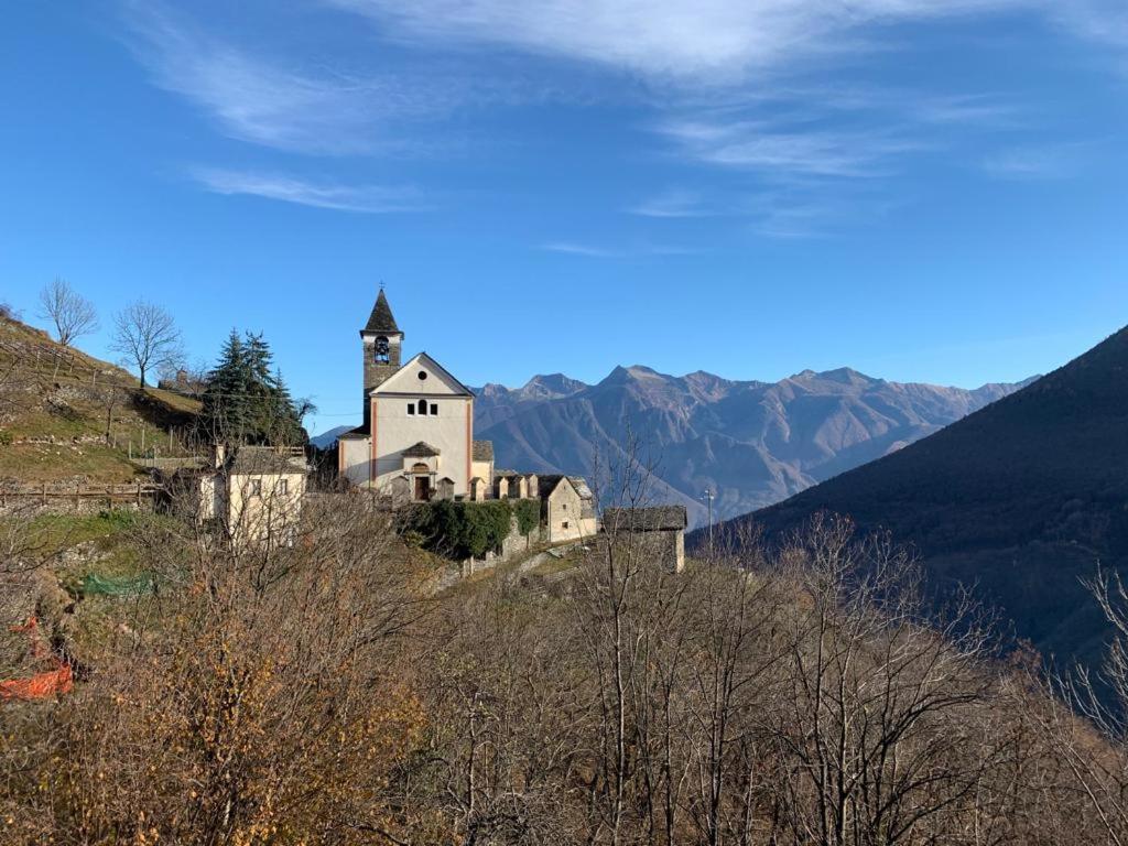 Kinghouse Appartement Domodossola Buitenkant foto